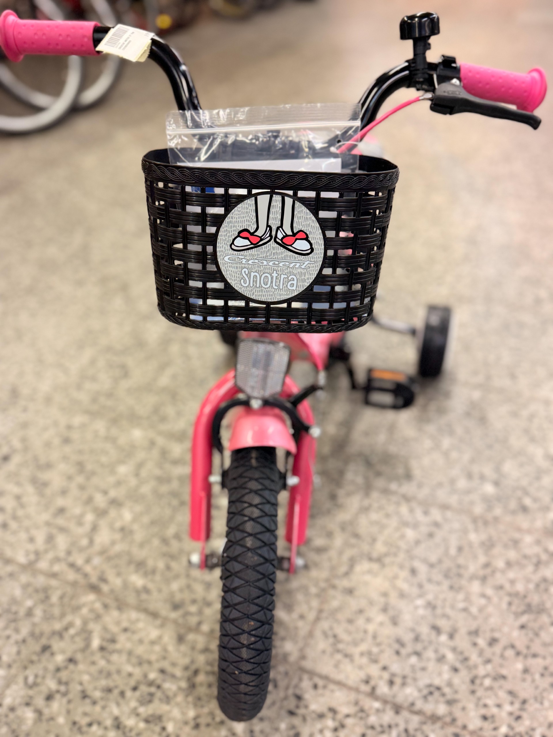 Crescent_Snotra_12_Pink_Rabbit_3